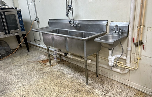 commercial-sink-installation_1.webp Image